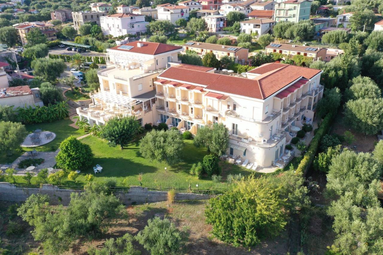 Hotel America Marina di Camerota Bagian luar foto