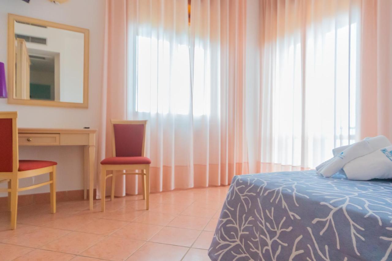 Hotel America Marina di Camerota Bagian luar foto