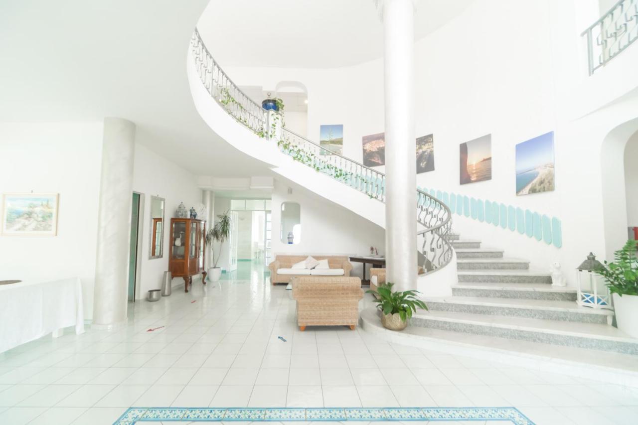 Hotel America Marina di Camerota Bagian luar foto