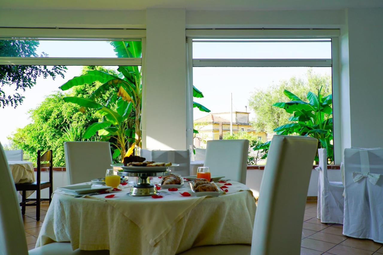 Hotel America Marina di Camerota Bagian luar foto