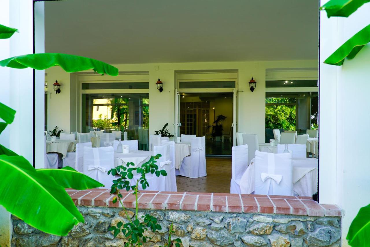 Hotel America Marina di Camerota Bagian luar foto