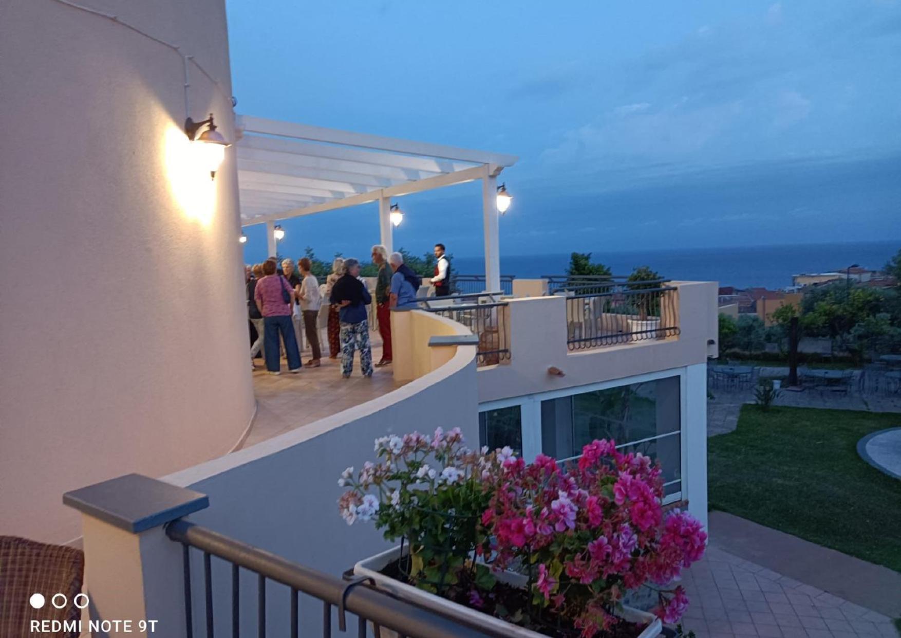 Hotel America Marina di Camerota Bagian luar foto