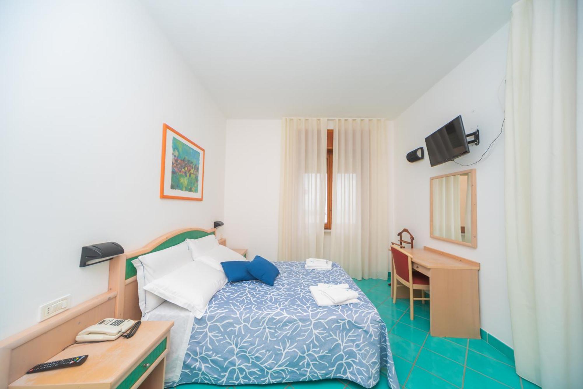 Hotel America Marina di Camerota Bagian luar foto